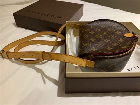 louis vuitton rouched sling.